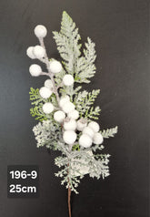 Crenguță artificială de Crăciun cu bobițe albe și efect de zăpadă, 25 cm, set 10 bucăți